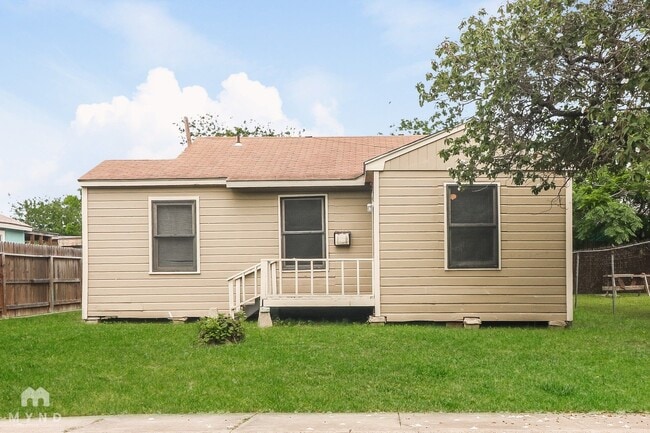 Building Photo - 1322 Verbena St