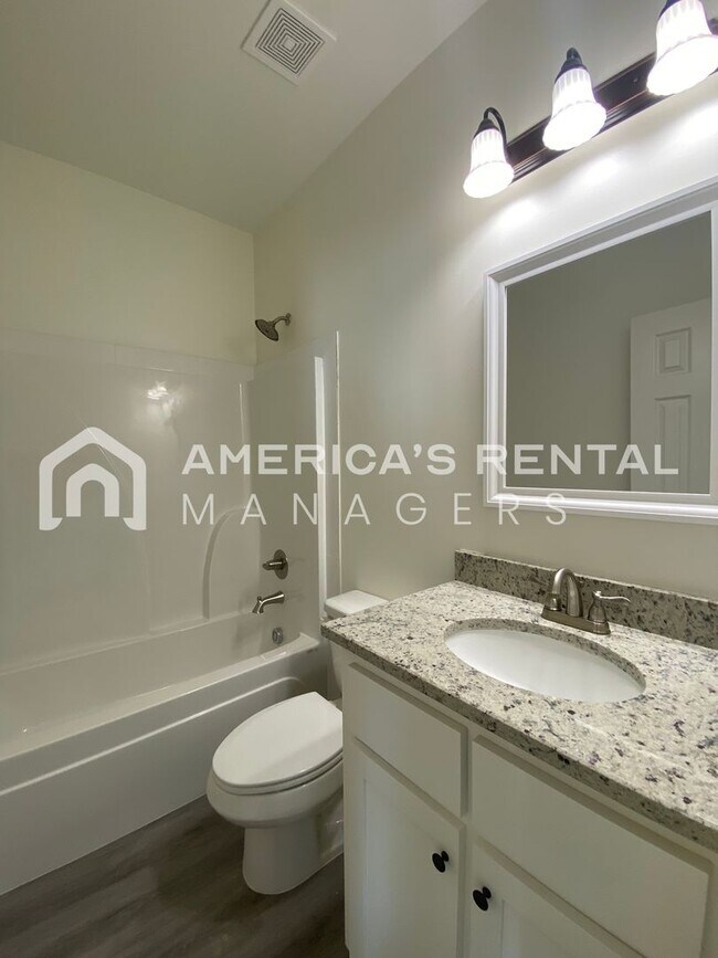 Building Photo - Home for Rent in Montgomery!!! DEPOSIT PENDING!