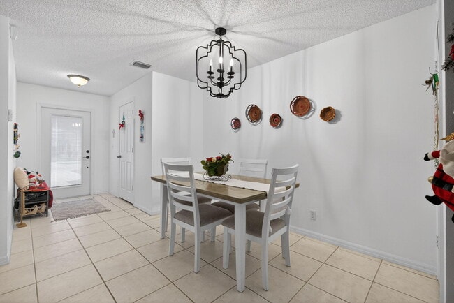 Building Photo - 105 Wooden Mill Terrace