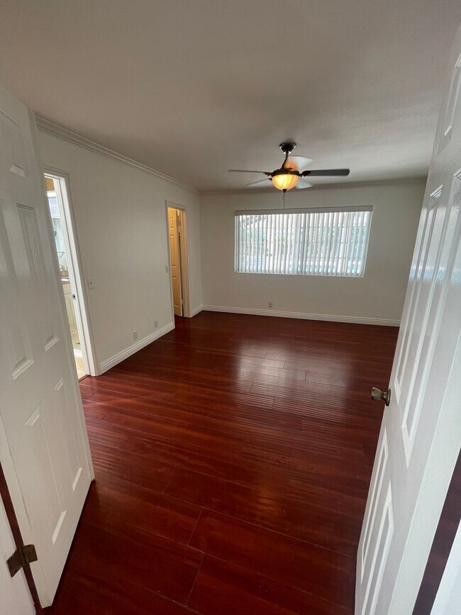 Building Photo - Beautiful 3 Bedroom, 2 Bathroom House w/ a Pool For Rent in Mission Viejo!