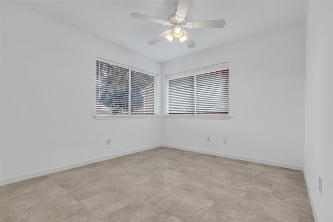 Building Photo - 4307 Eagle Fork Dr