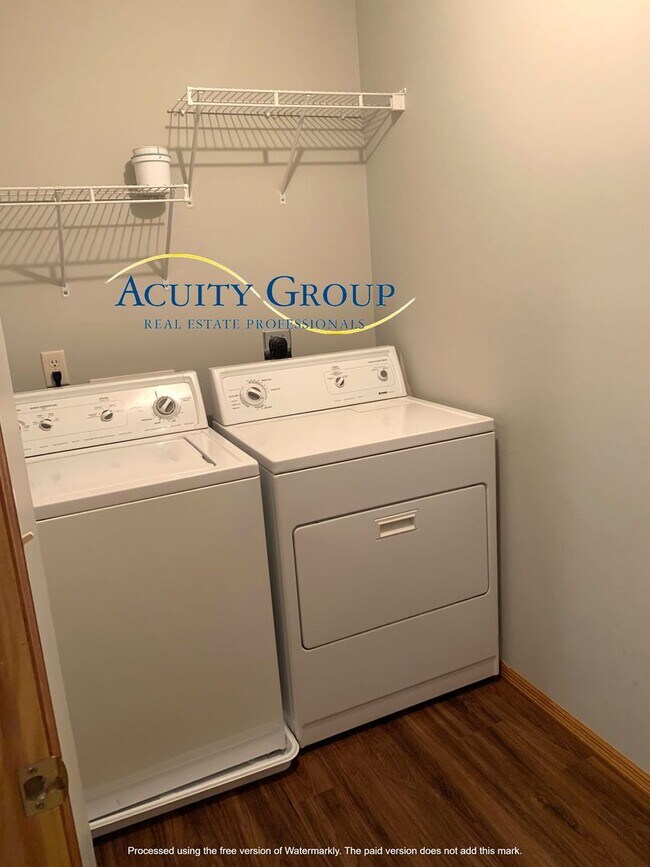 Building Photo - 3BR, 2BA, Champlin Townhome for Move in as soon as 9/1/2026