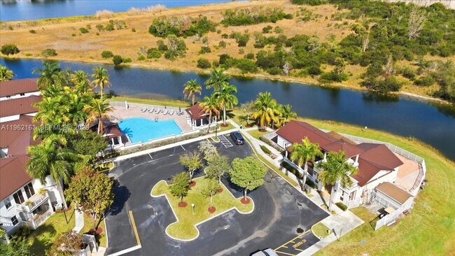 Building Photo - 4435 SW 160th Ave