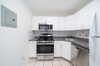 Building Photo - 524-526 4th St