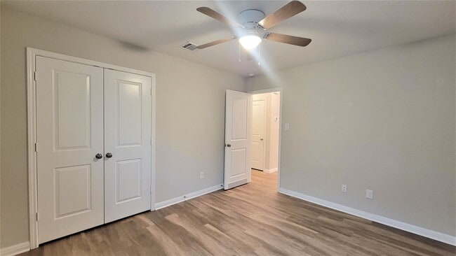 Building Photo - 3/2 in VOSS FARMS