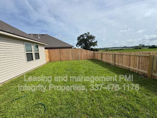 Building Photo - 9239 Garrett Rd