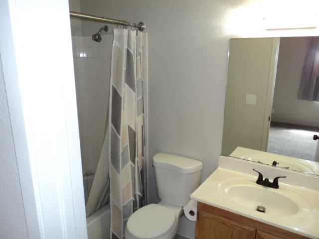 Building Photo - 811 Mesquite Springs Dr