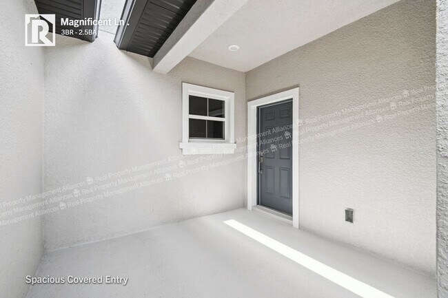 Building Photo - 8544 Magnificent Ln