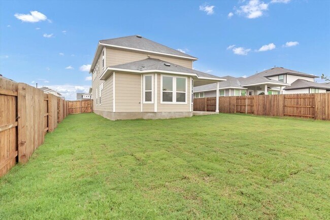 Building Photo - 135 Lyndon Dr