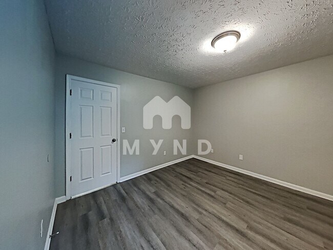 Building Photo - 3829 Mays Ct SW