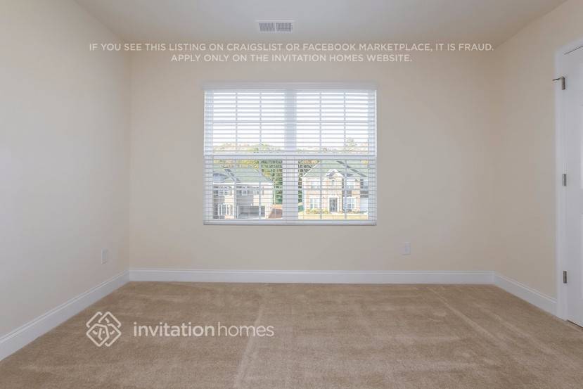 Building Photo - 167 Sassafras Rd