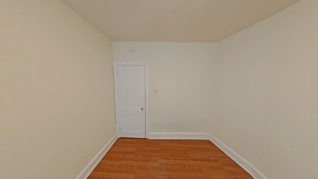 Building Photo - 6237 Carpenter St