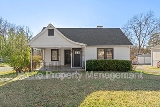 Building Photo - 401 W Ketchie St