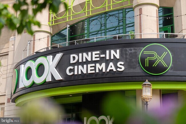 Building Photo - 2136 Glacier Rd