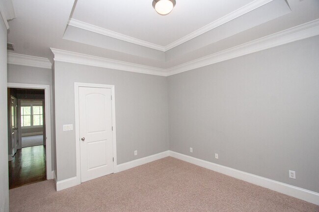 Building Photo - 839 Inman Vlg Pkwy NE