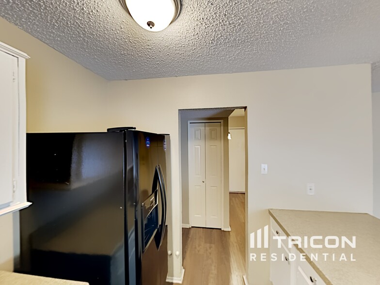Building Photo - 1610 Pilot Way