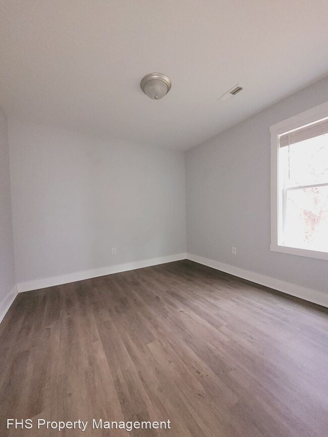 Building Photo - 3 br, 1 bath House - 3222 N Howard Unit B