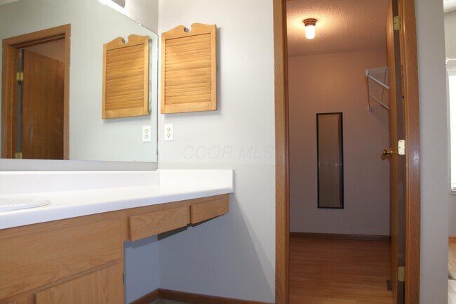 Building Photo - 3130 Castlebrook Ave