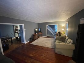 Building Photo - 229 Mansfield Ave