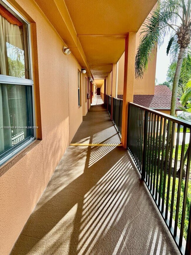 Building Photo - 701 SW 141st Ave