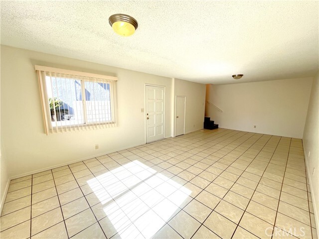 Building Photo - 6043 Quinn St