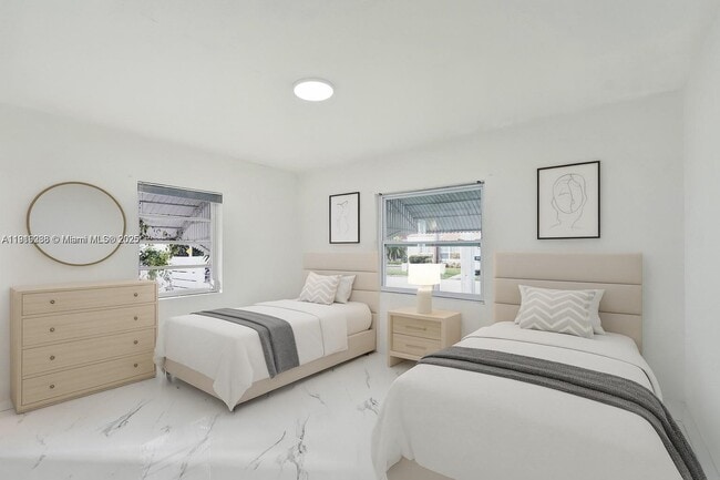 Building Photo - 9173 Byron Ave