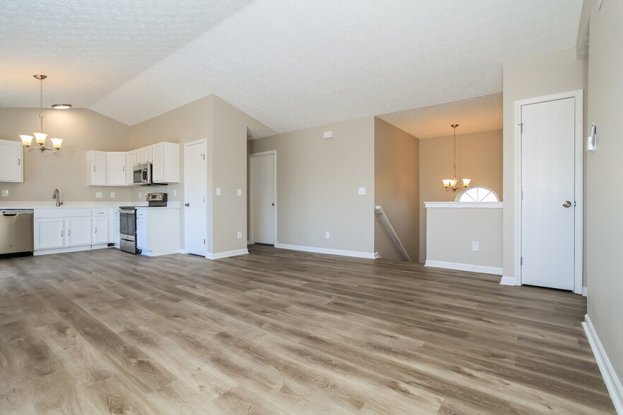 Building Photo - 4559 Parkwick Dr