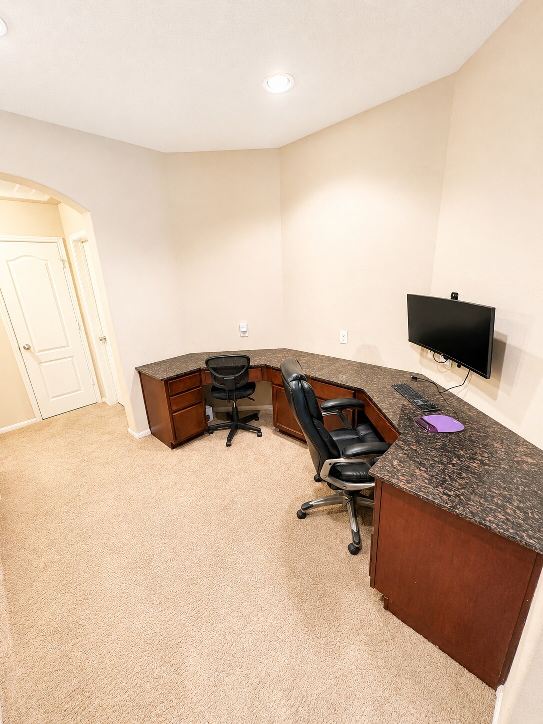 Building Photo - 5934 Beeston Hall Ct