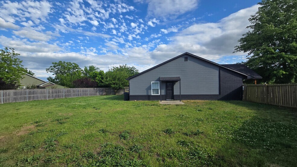Building Photo - 12201 S 270th E Ave