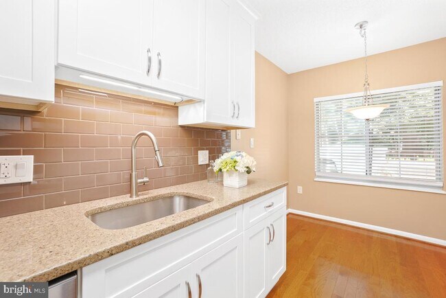 Building Photo - 14809 Pennfield Cir