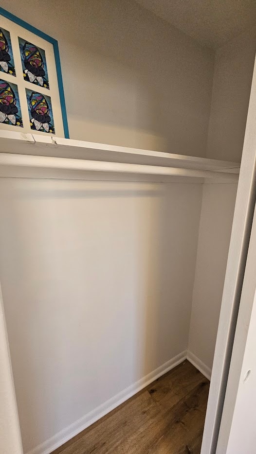 Building Photo - 47 S Brentwood Ave