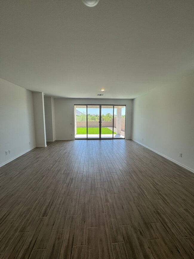 Building Photo - BRAND NEW HOME IN ALORAVITA IN PEORIA