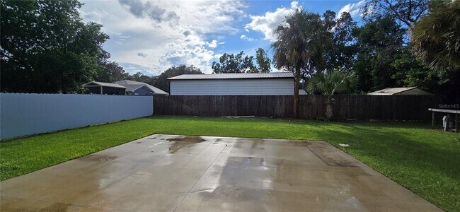 Building Photo - 36115 Michigan Dr