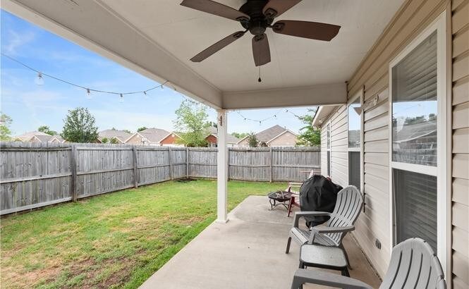 Building Photo - 9800 Lenox Ln