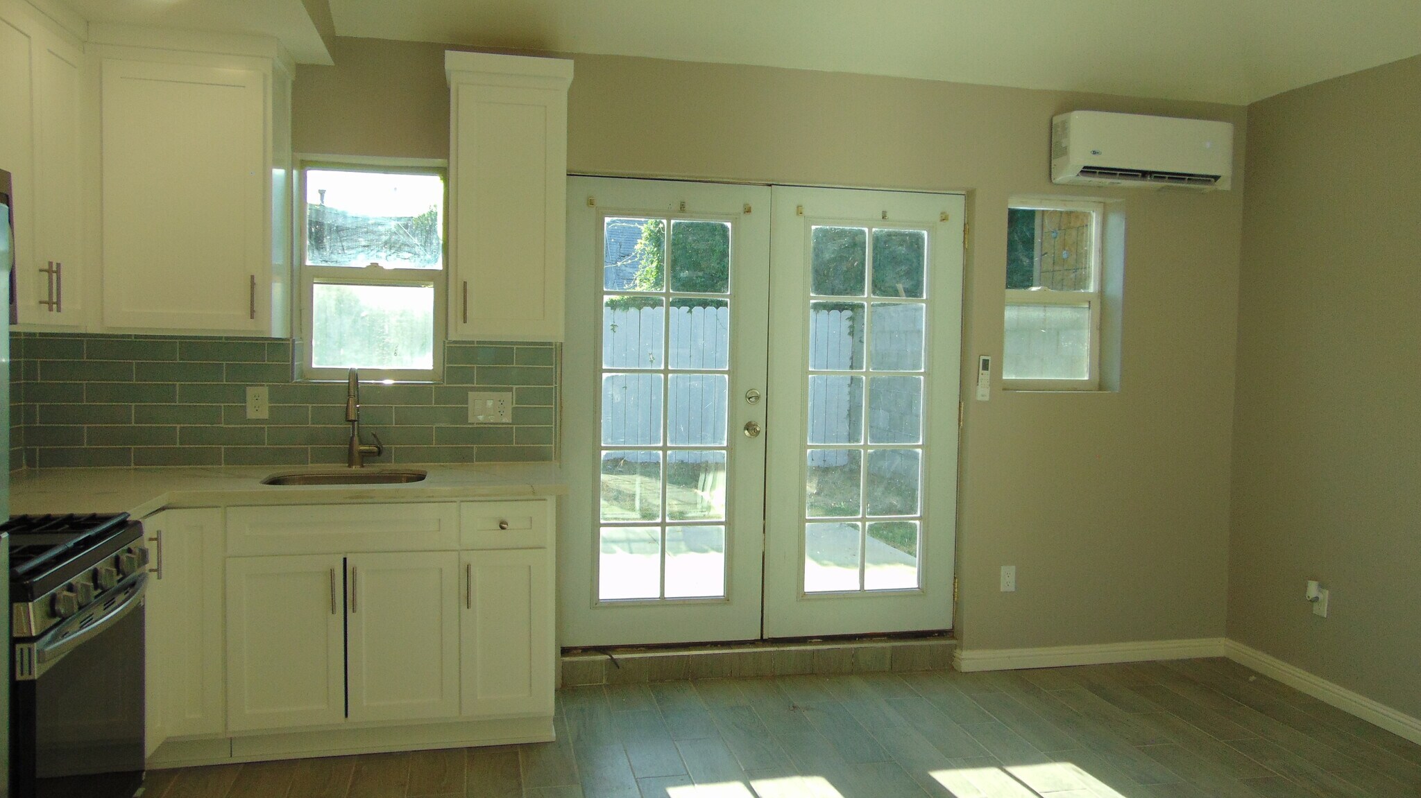 Building Photo - 6644 Forbes Ave
