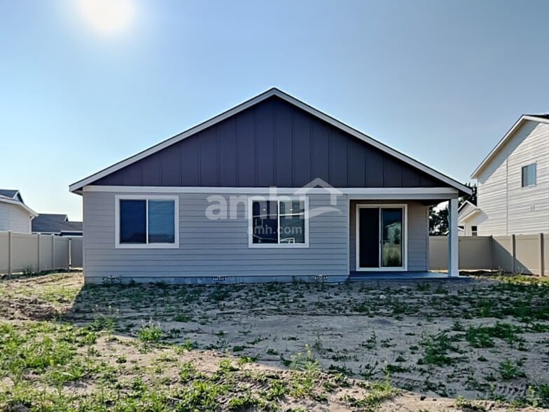Building Photo - 941 N Rivermist Pl