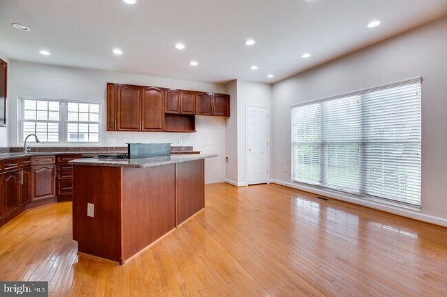 Building Photo - 13646 Sweet Woodruff Ln