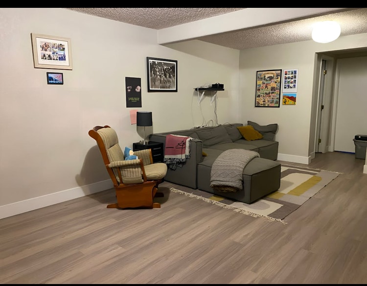 Basement floor: fully finished basement as wide as main floor with a full bathroom and walk in close - 1777 Quail St