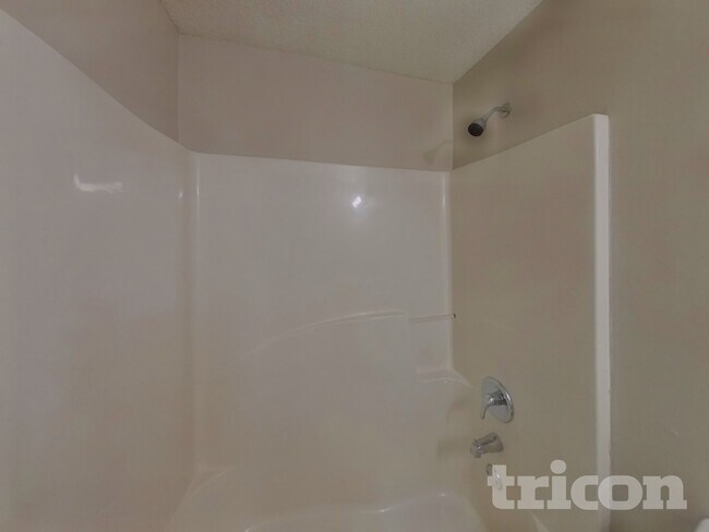 Building Photo - 1128 Misty Meadows Crossing