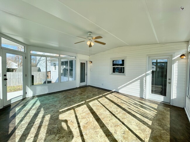 Building Photo - Ready 07-07-25!! Fantastic 4-Bedroom Home ...