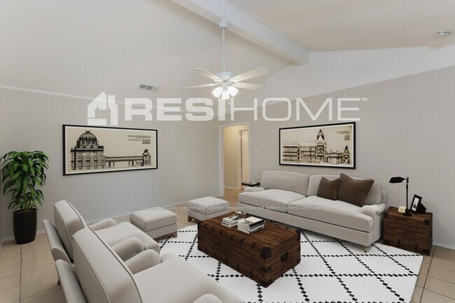 Building Photo - 2832 Lago Vista Loop