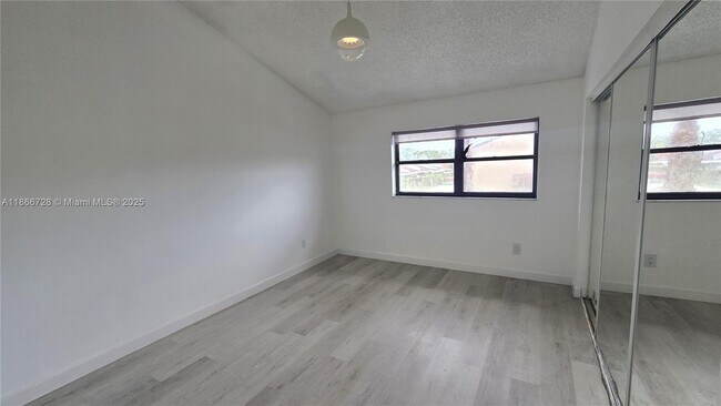 Building Photo - 8060 SW 152nd Ave