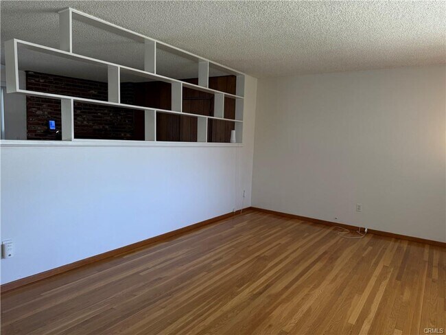 Building Photo - 11543 Swinton Ave