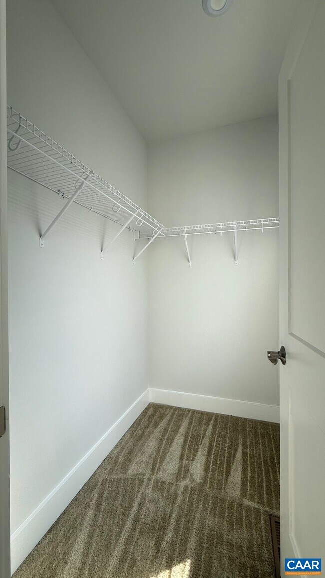 Building Photo - 608 Noush Ct