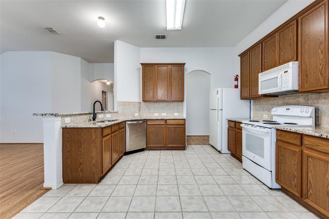 Building Photo - 311 Tarpan Trail