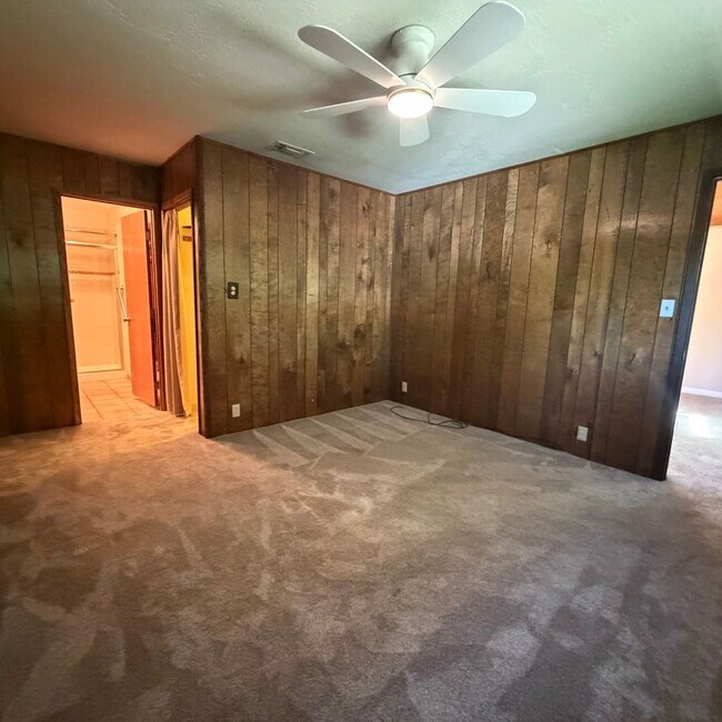 Building Photo - Adorable house with large deck,  yard and RV access