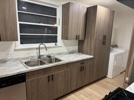 Building Photo - 13345 Burbank Blvd