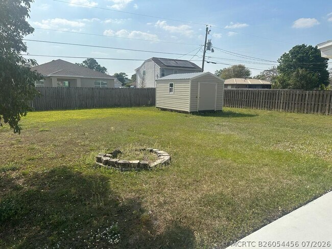 Building Photo - 1842 SW Morelia Ln