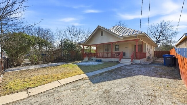 Building Photo - 234 Princeton Ave