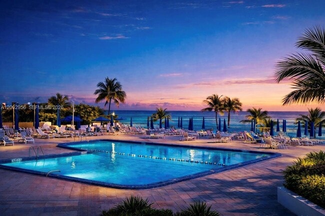 Building Photo - 2030 S Ocean Dr